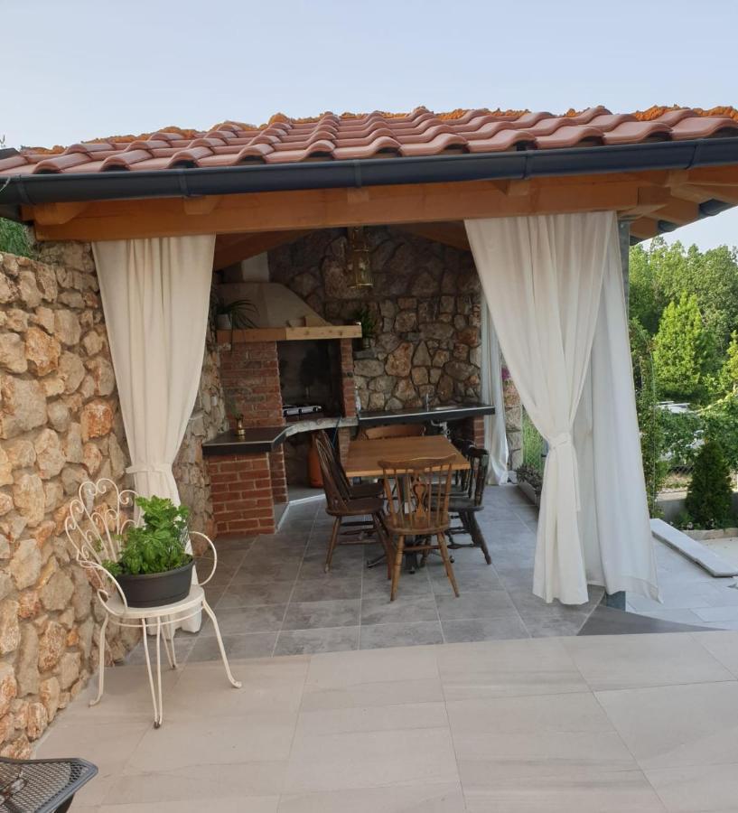 Nera Villa Plomin Bagian luar foto